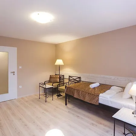 Penzion Na Palubě 4*